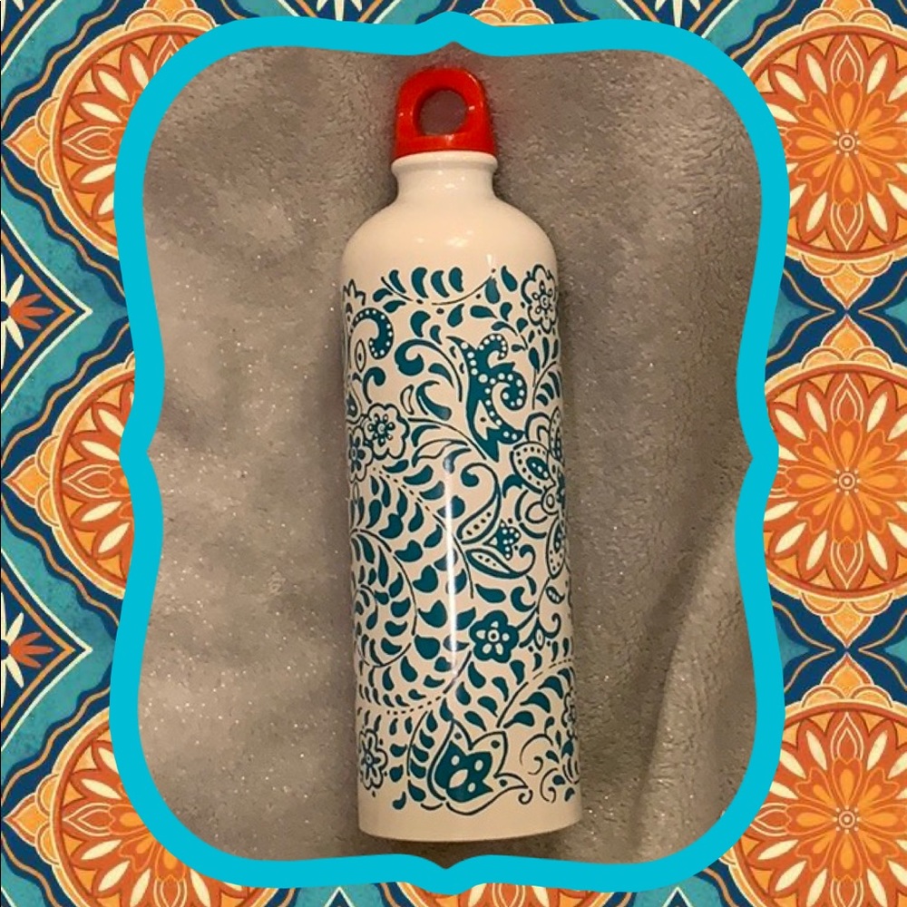 Pioneer Woman Water bottle